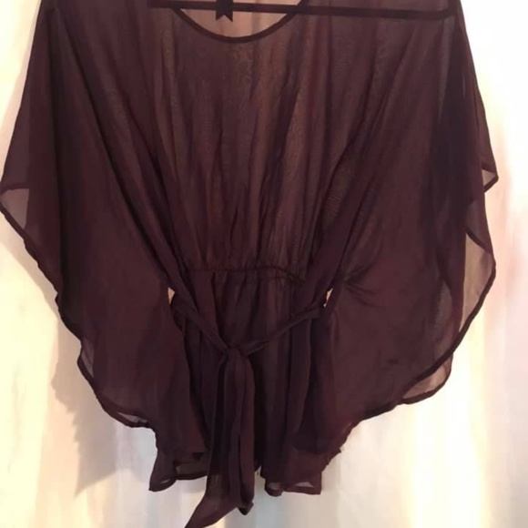 Chiffon Sheer-Flowing Maroon Blouse - Picture 2 of 2